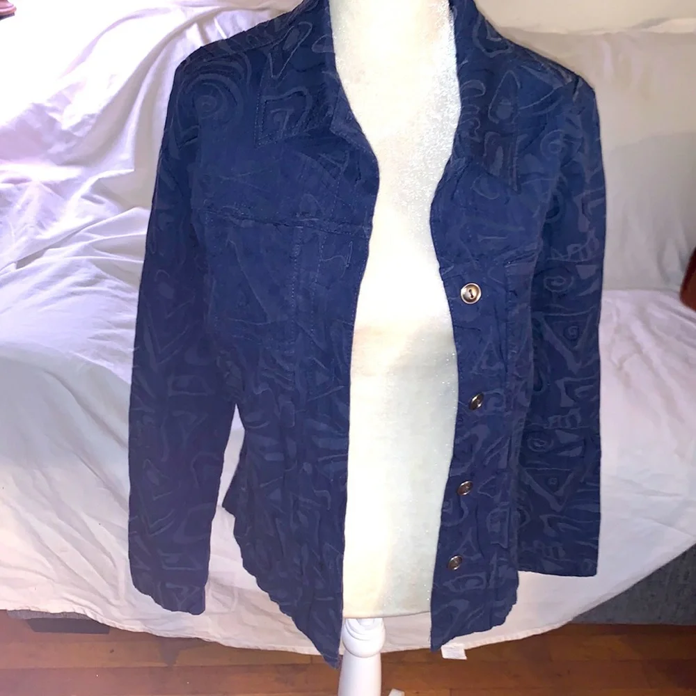 Jean jacket - Picture 1 of 7